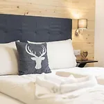 Alpehytte Luxalps- Inzell- Sauna- Skifahren- Wandern- Natur- Chiemgau Card - No 8 & 16 Mit Hot Pot