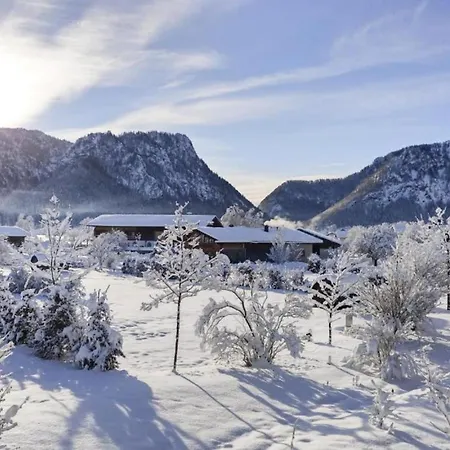Luxalps- Inzell- Sauna- Skifahren- Wandern- Natur- Chiemgau Card - No 8 & 16 Mit Hot Pot * 因泽尔