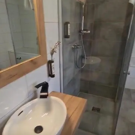 Luxalps- Inzell- Sauna- Skifahren- Wandern- Natur- Chiemgau Card - No 8 & 16 Mit Hot Pot 木屋